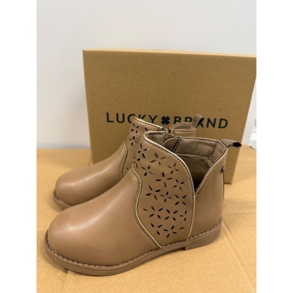 Lucky Brand Dina GS Sand Ankle Boots Laser Cut Floral Booties Girls Size 13 NEW
